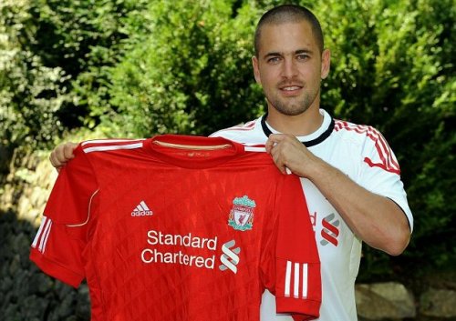 Joe Cole Arrives At Liverpool