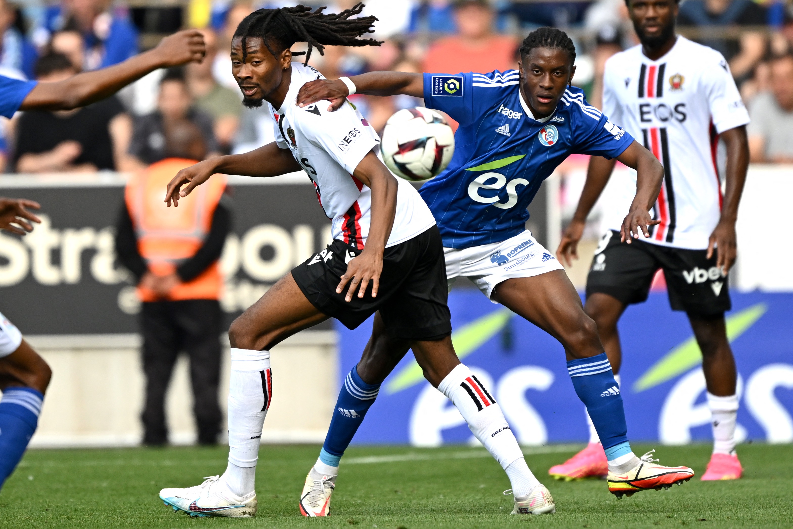 Thuram, Liverpool Thuram, Liverpool