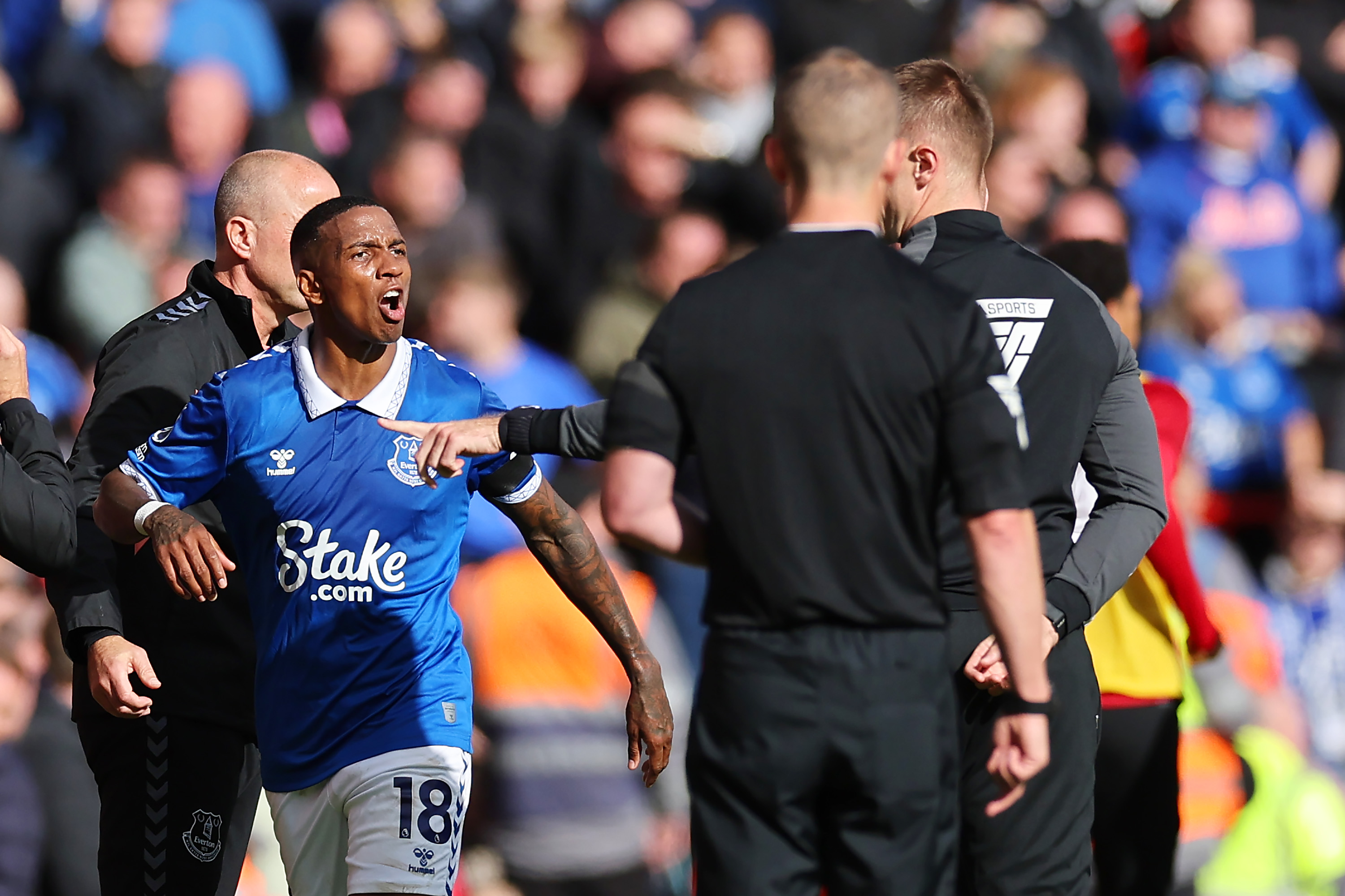 Young, Diaz