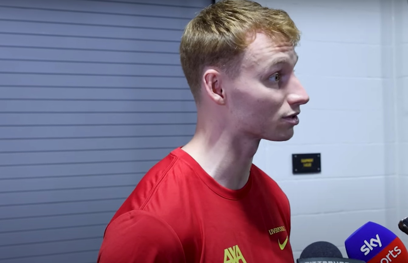 Van den Berg, Liverpool, Slot Van den Berg, Liverpool, Slot