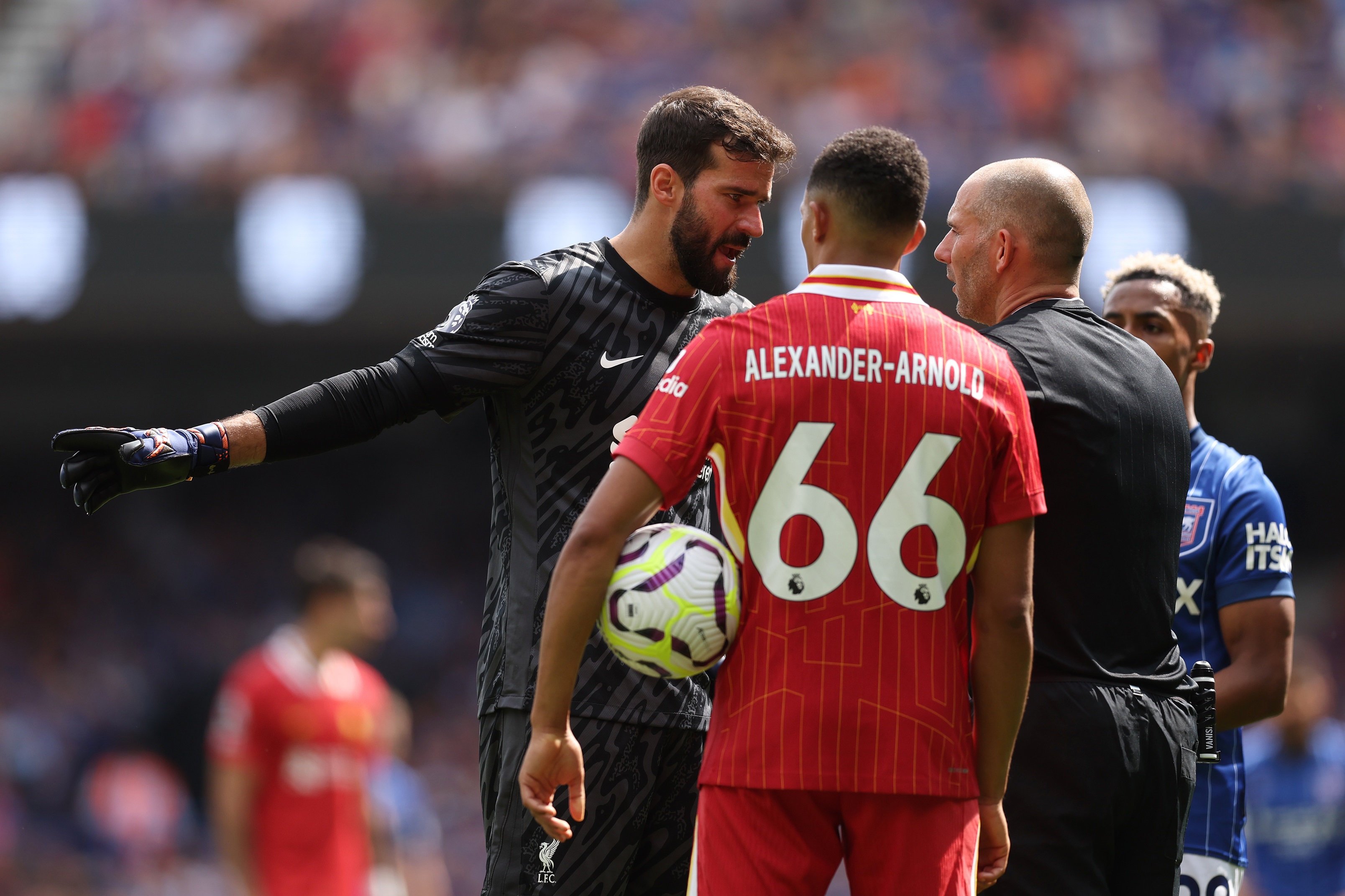 Alisson, Mamardashvili, Pearce Alisson, Mamardashvili, Pearce