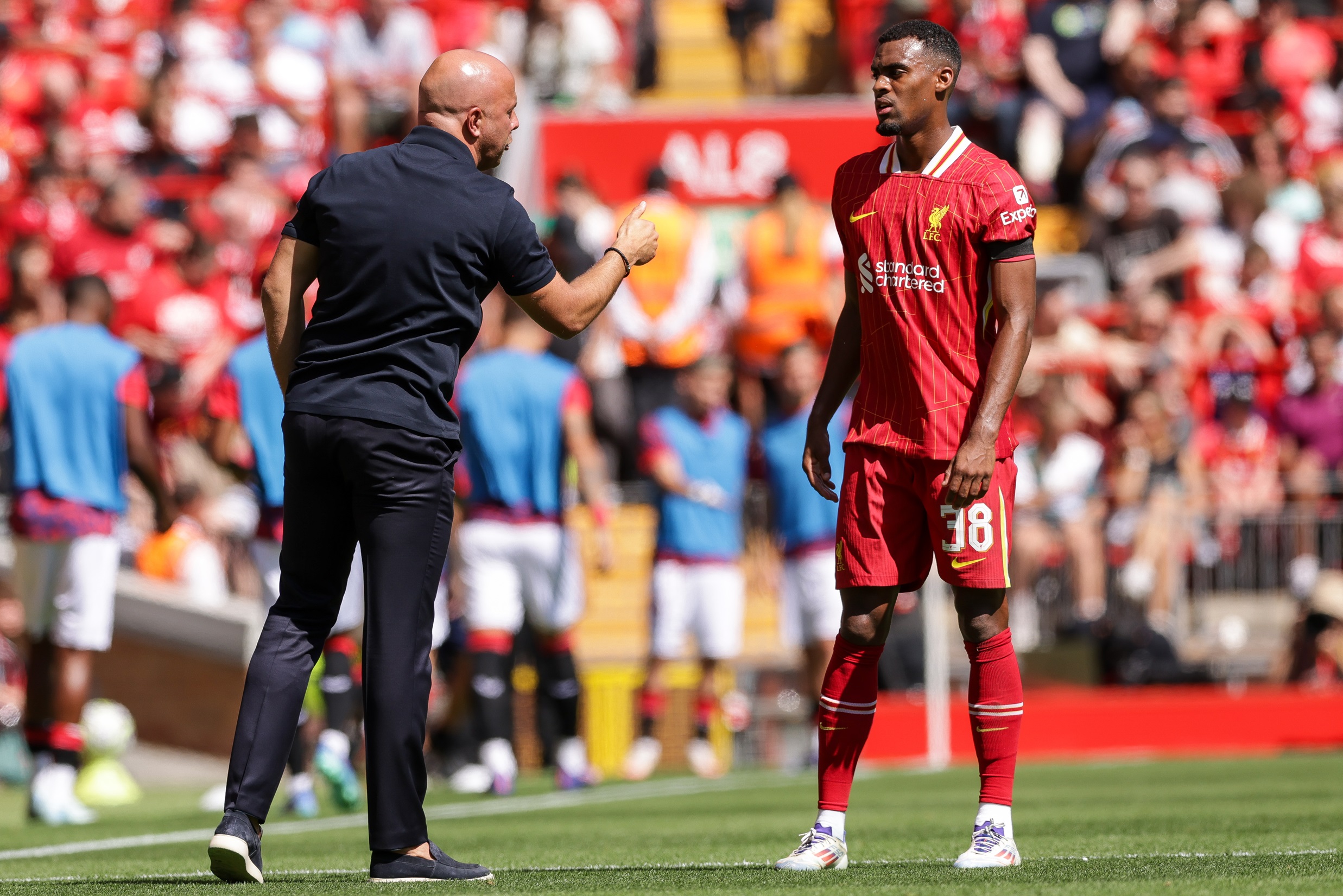 Liverpool, Zubimendi Liverpool, Slot, Gravenberch