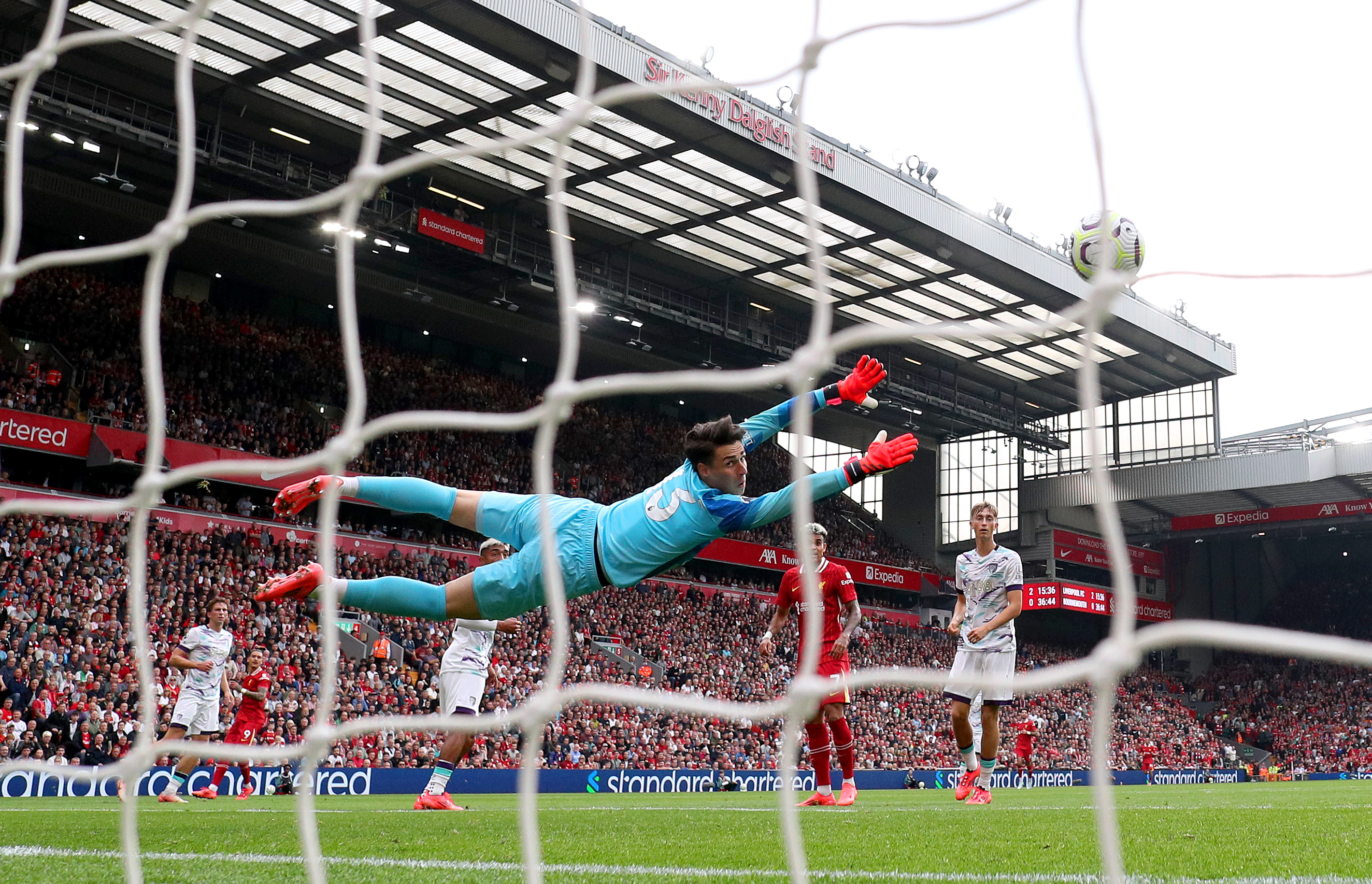 Kepa could only watch as Nunez's cracker sailed past him