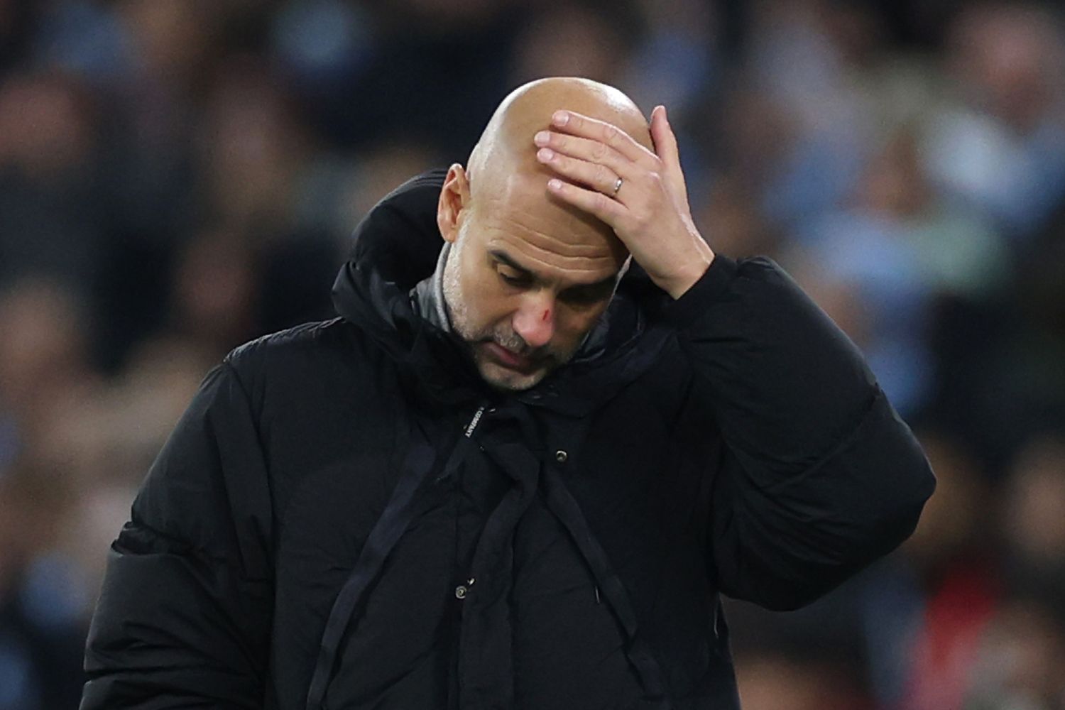 Pep Guardiola struggles to watch Manchester City vs. Feyenoord