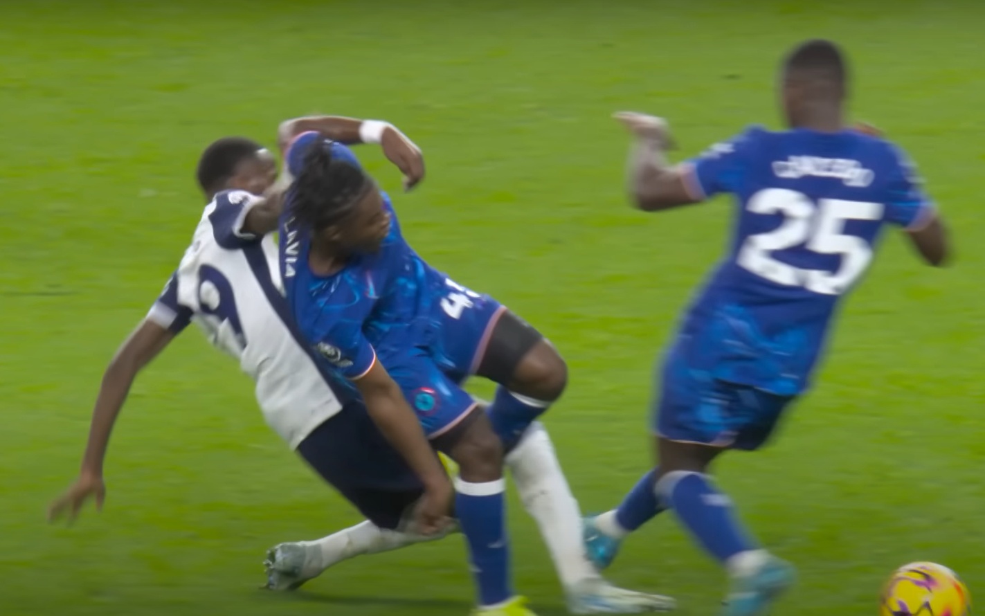 Moises Caicedo wasn't even booked for this challenge on Pape Matar Sarr