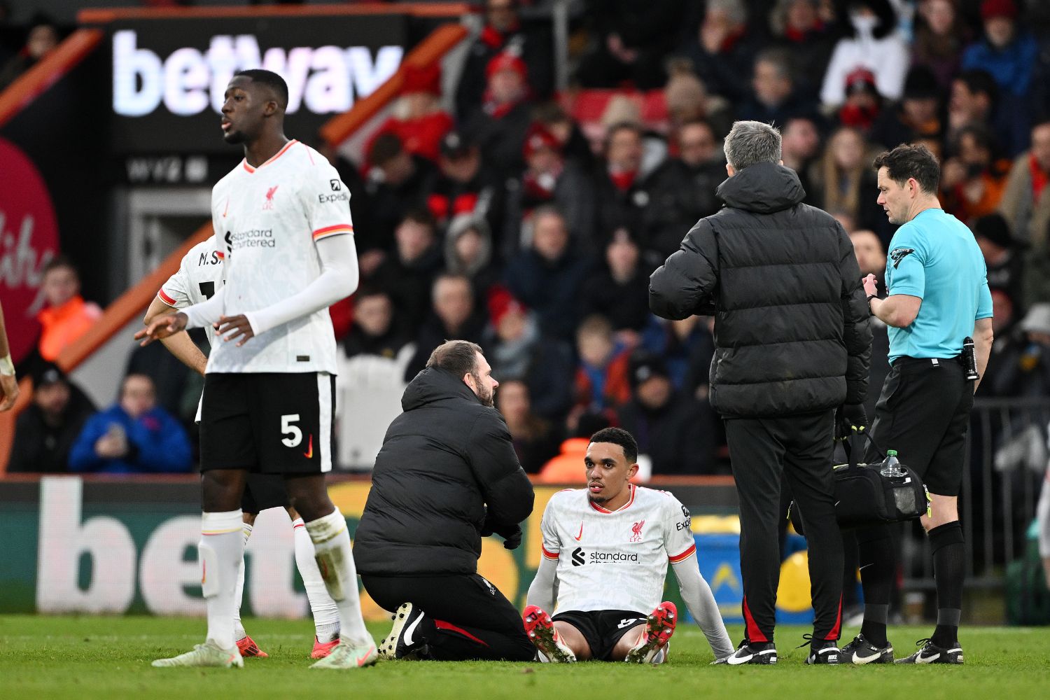 Trent Alexander-Arnold injured against Bournemouth
