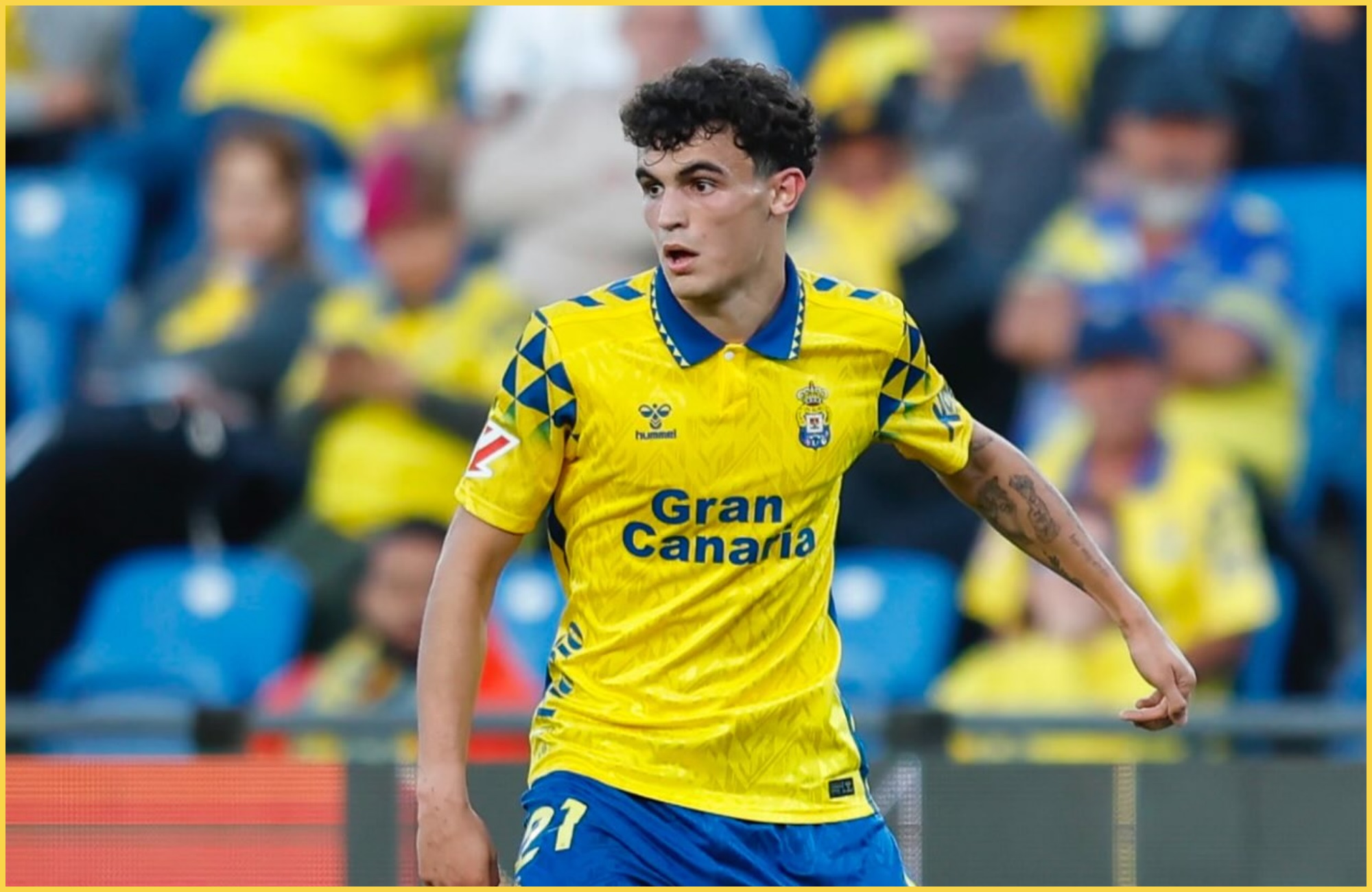Stefan Bajcetic looks on during Las Palmas game.