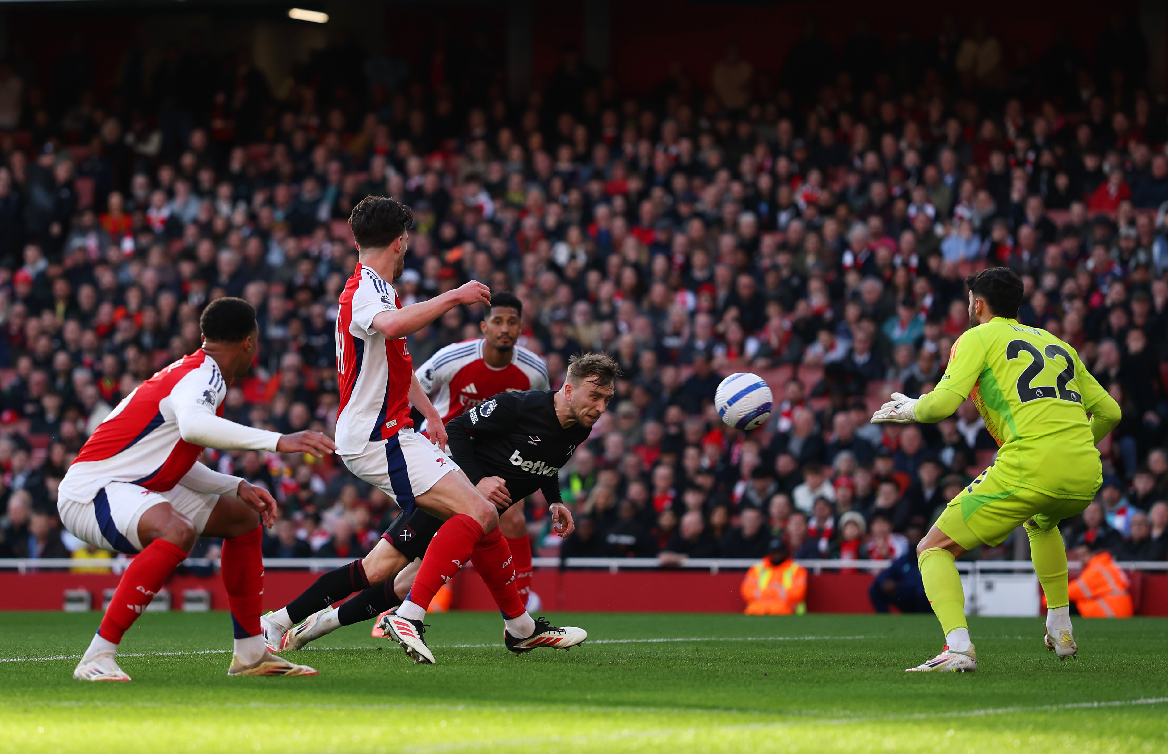 Jarrod Bowen scores West Ham's winning goal against Arsenal on Saturday