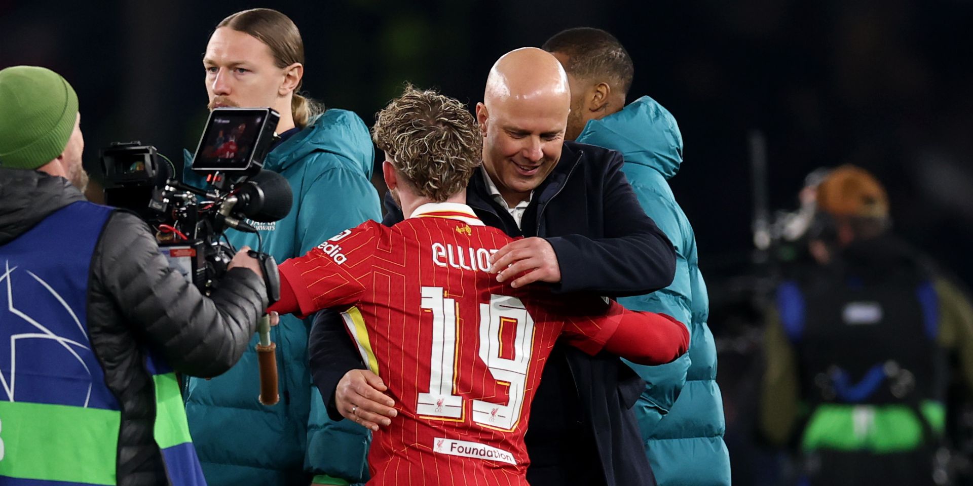 Harvey Elliott and Arne Slot after beating PSG