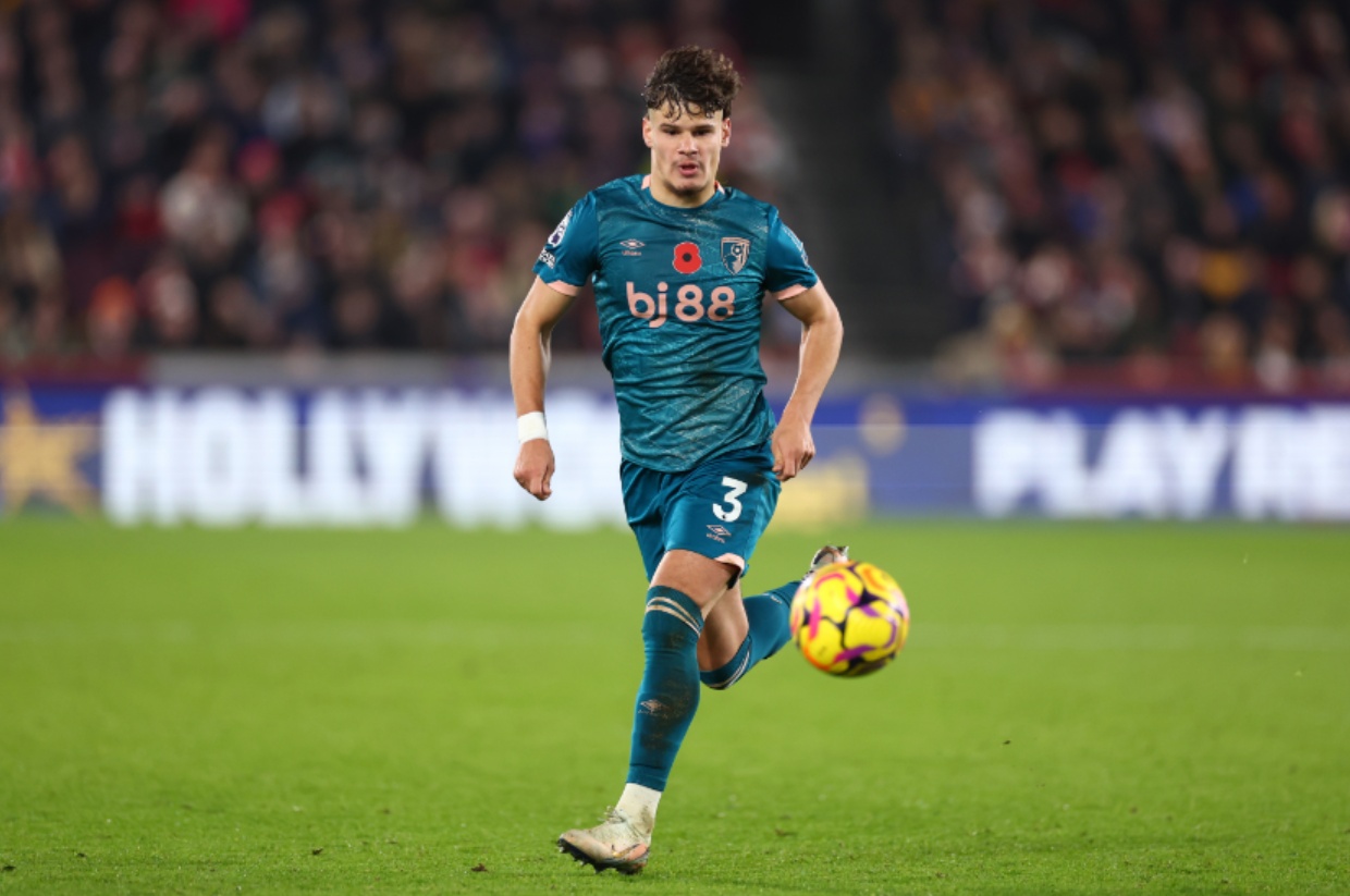 Milos Kerkez has reportedly told friends that he wants to join Liverpool in the summer