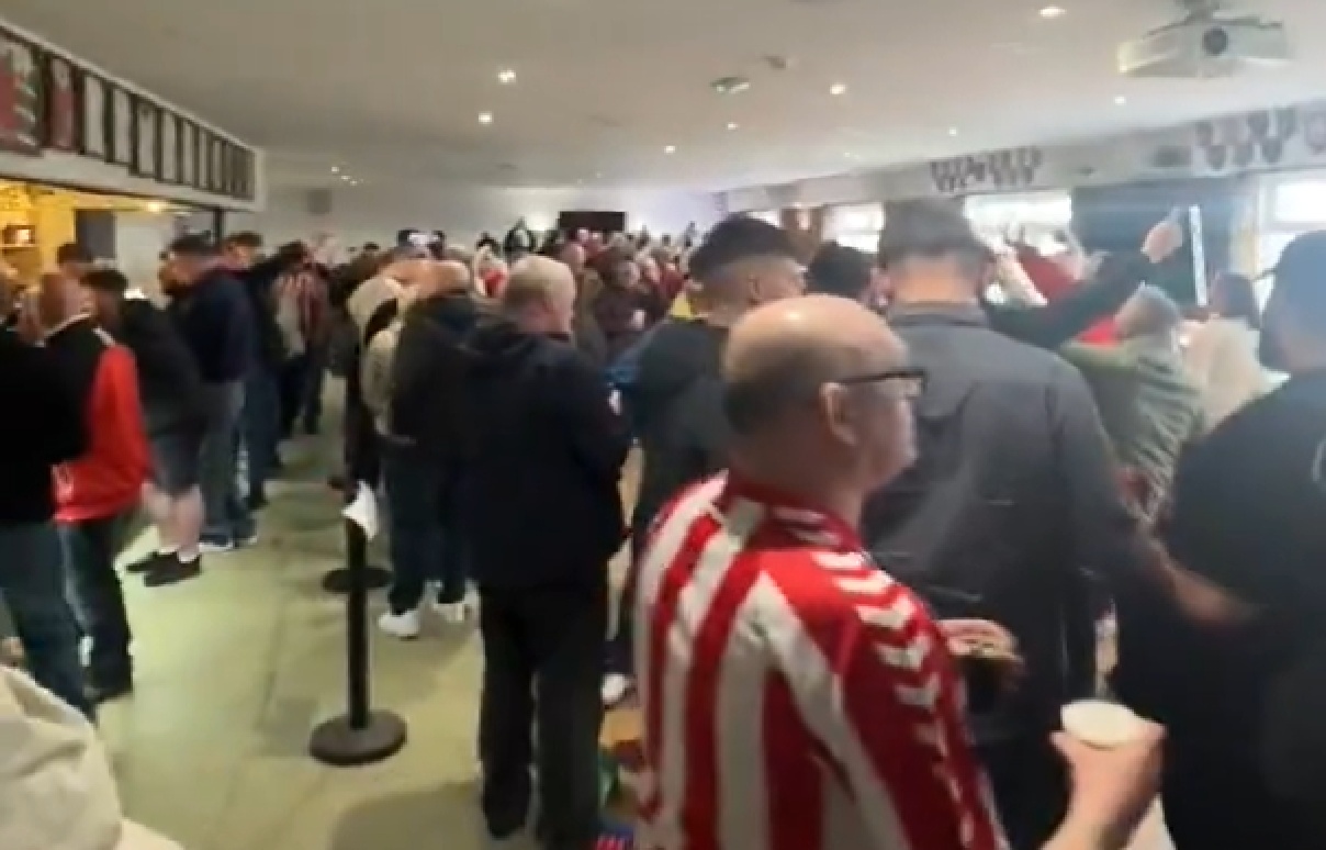 Sunderland fans sang You'll Never Walk Alone at their match against Coventry on Saturday