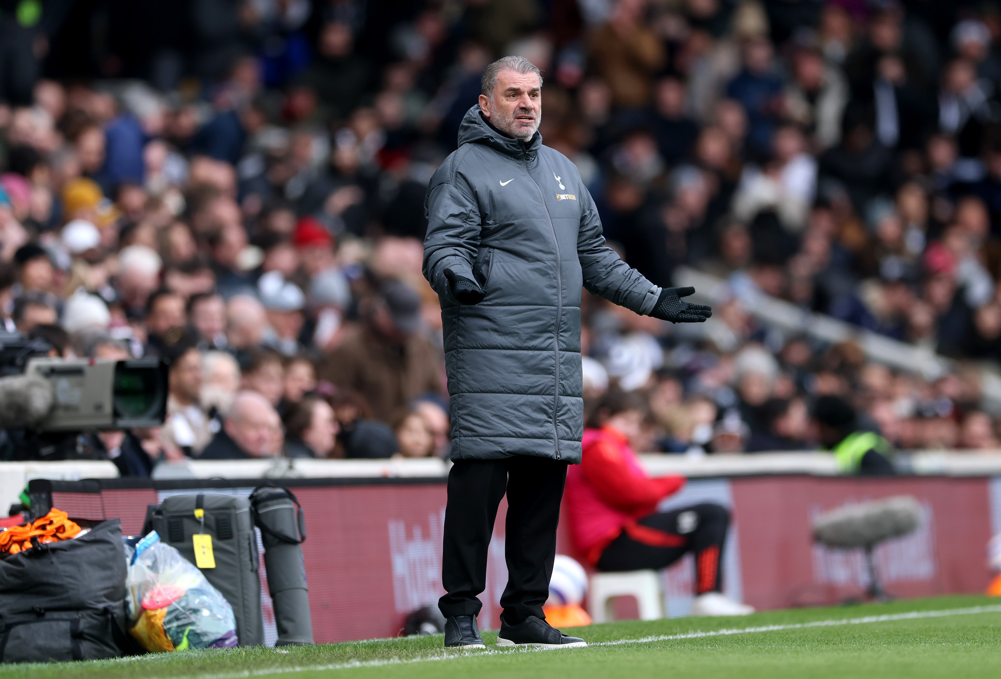 Ange Postecoglou has taken a bizarre swipe at Liverpool