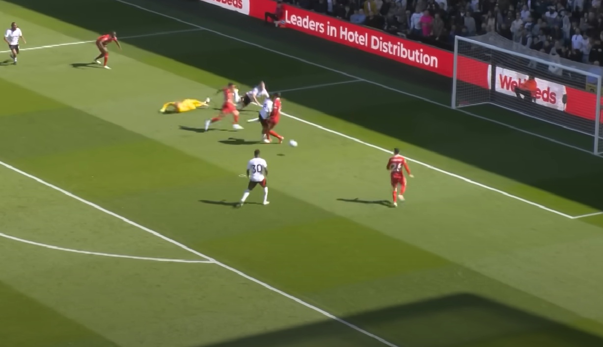 Virgil van Dijk clashed with Rodrigo Muniz in Liverpool's defeat to Fulham on Sunday