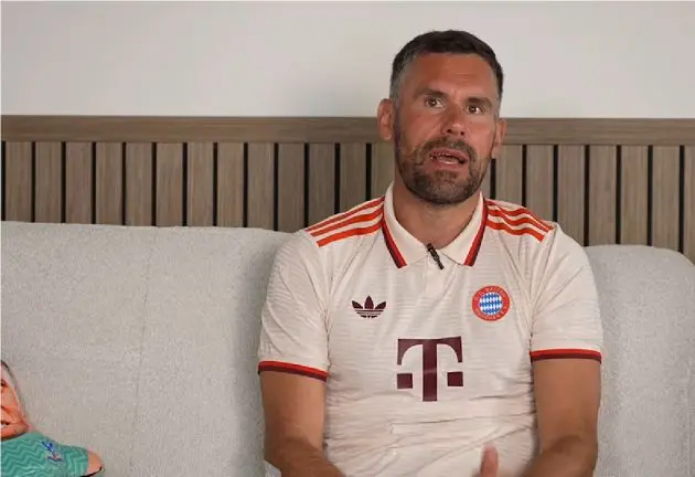 Ben Foster questioned Arne Slot's decision to bring on Trent Alexander-Arnold against Arsenal