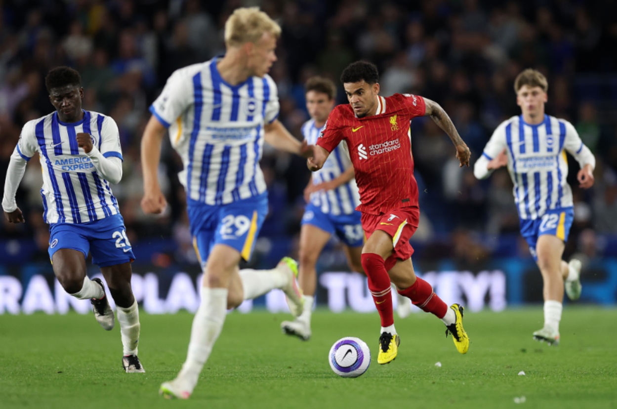 Liverpool are reportedly hesitant about offering a new contract to Luis Diaz