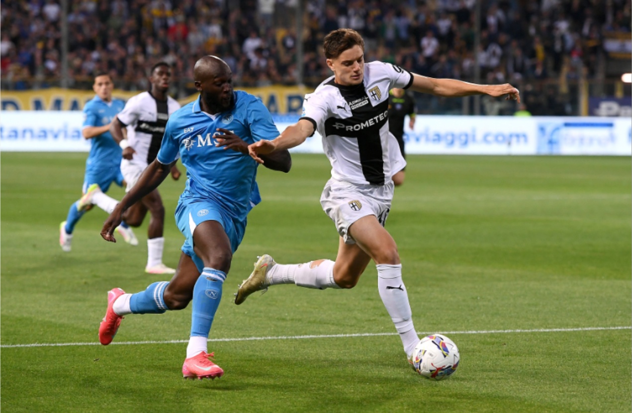 Giovanni Leoni would prefer to remain at Parma than join Liverpool