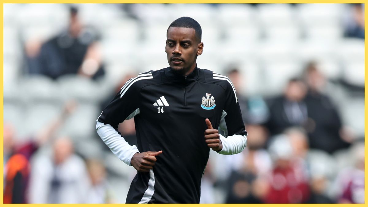 Alexander Isak runs ahead of Newcastle game.
