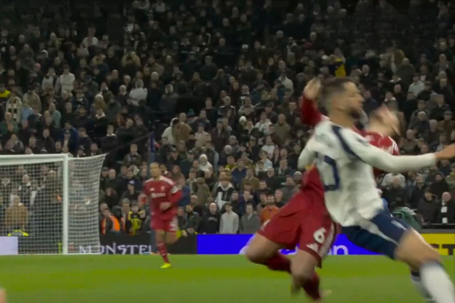 Rodrigo Bentancur's challenge on Milos Kerkez