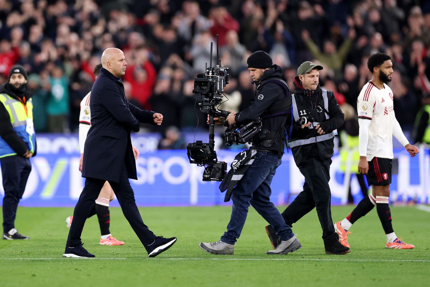 Arne Slot and Joe Gomez after full-time against West Ham