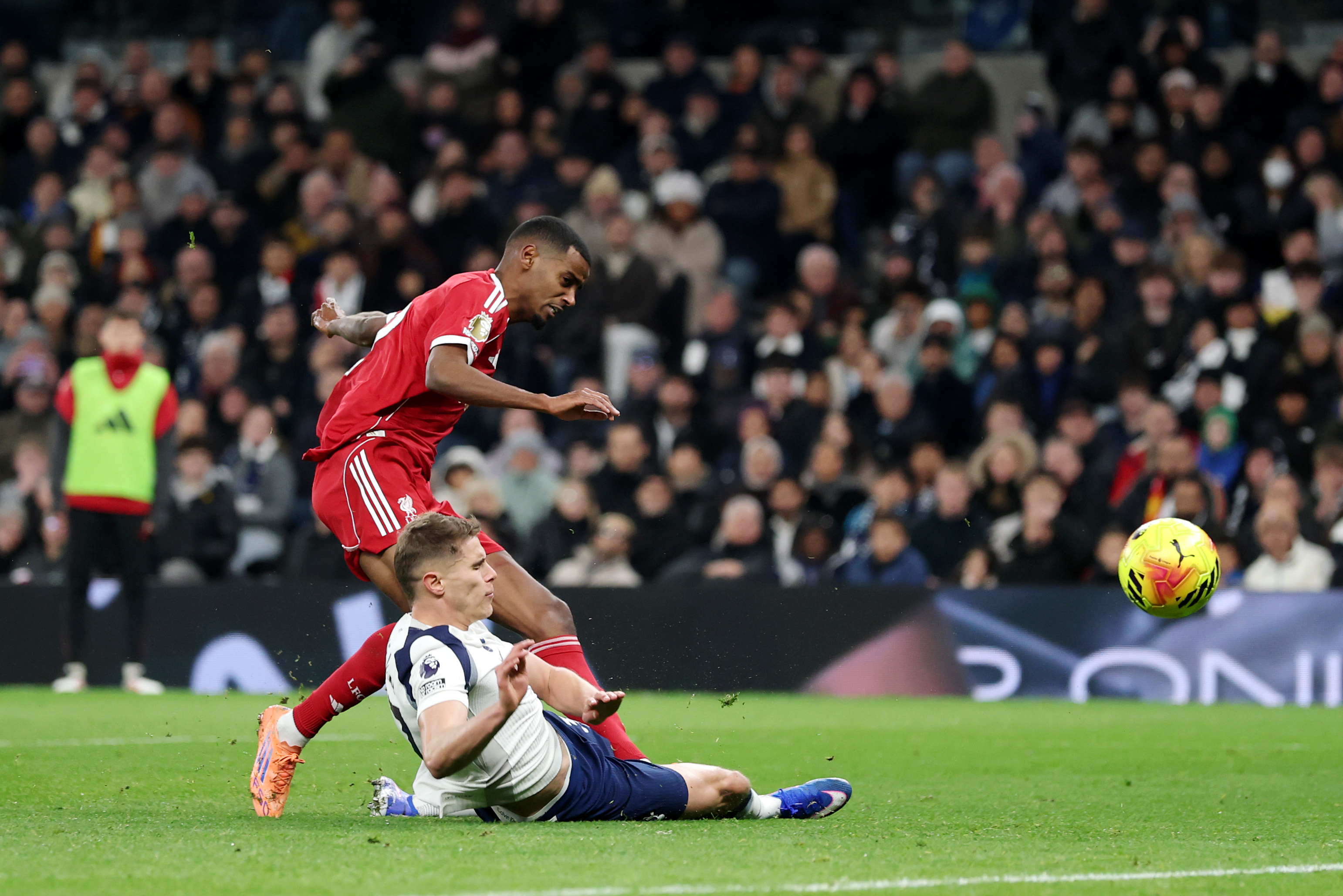 Micky van de Ven's wild challenge on Alexander Isak has resulted in a suspected broken leg for the Liverpool striker