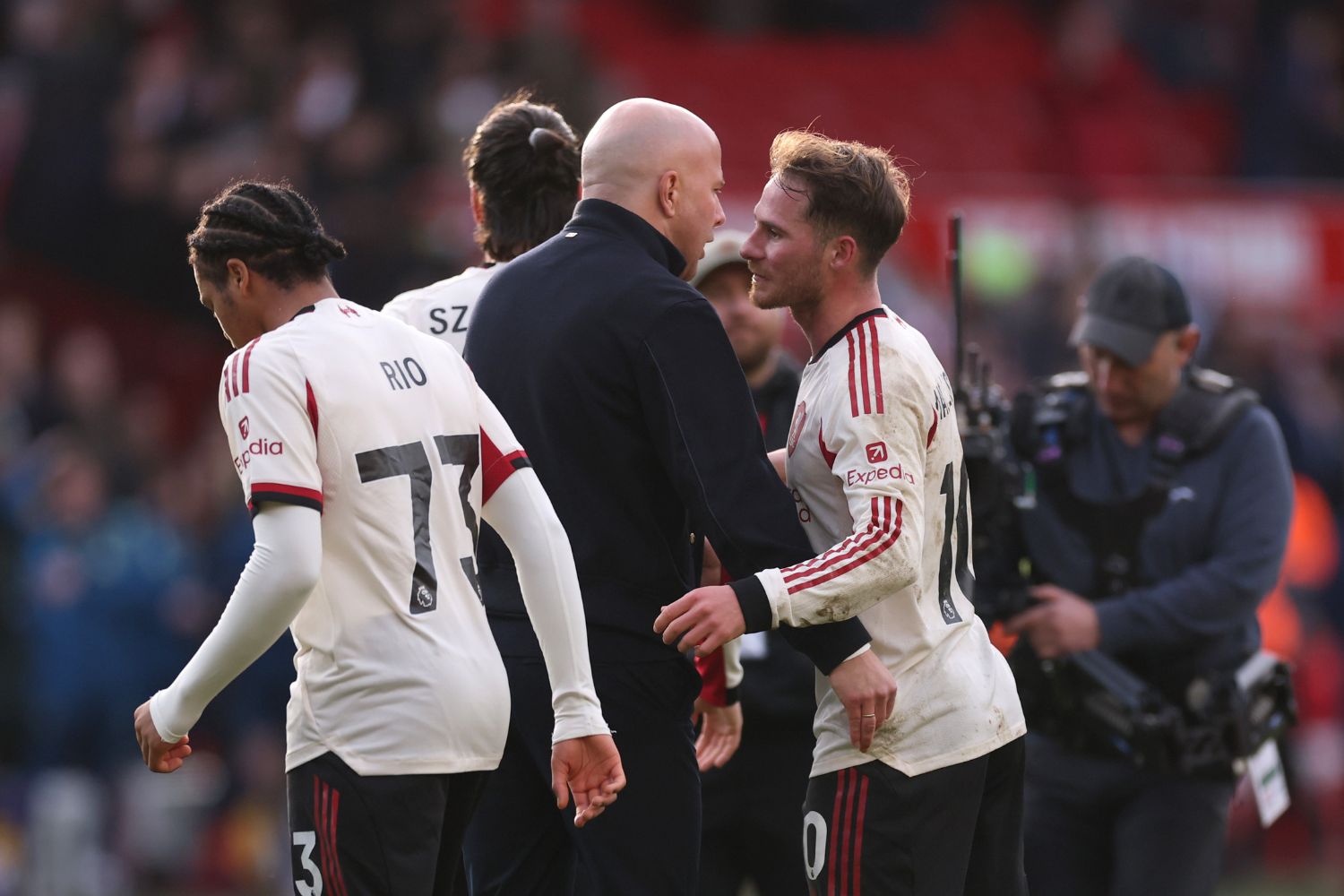Arne Slot and Alexis Mac Allister after beating Nottingham Forest