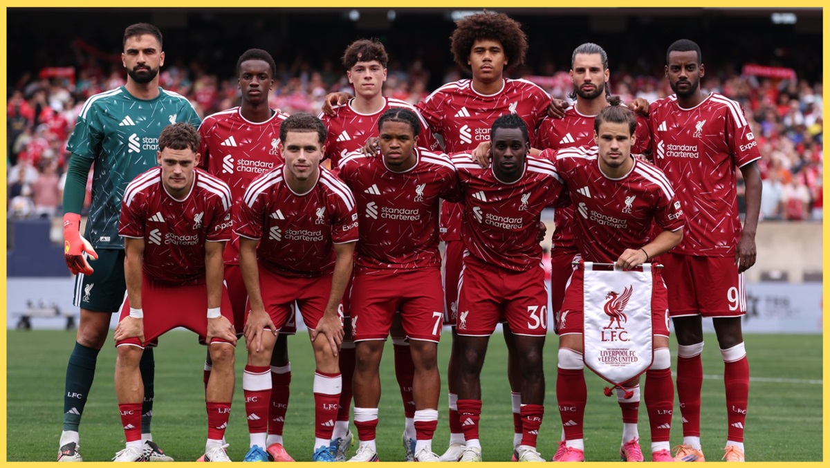 Liverpool players line up for a team photo before the friendly against Leeds