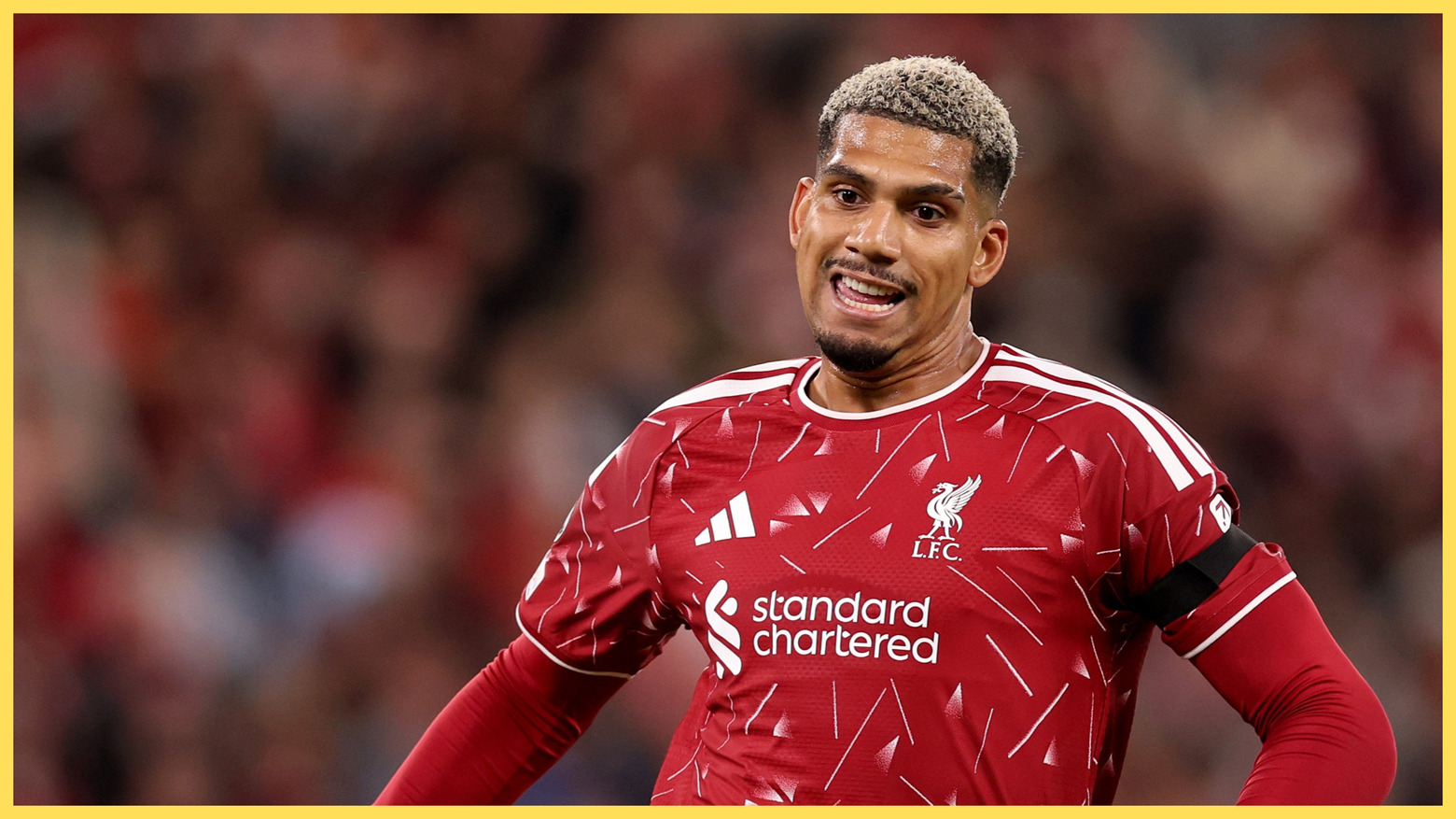 Ronald Araujo plays a match for Liverpool.