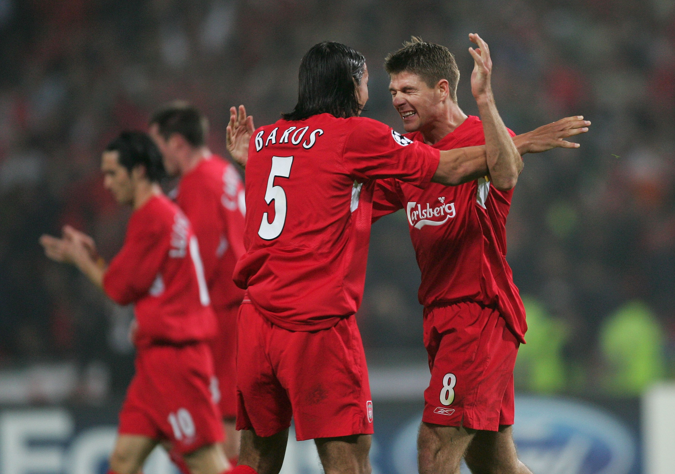 Milan Baros embraces Steven Gerrard during the 2005 Champions League final