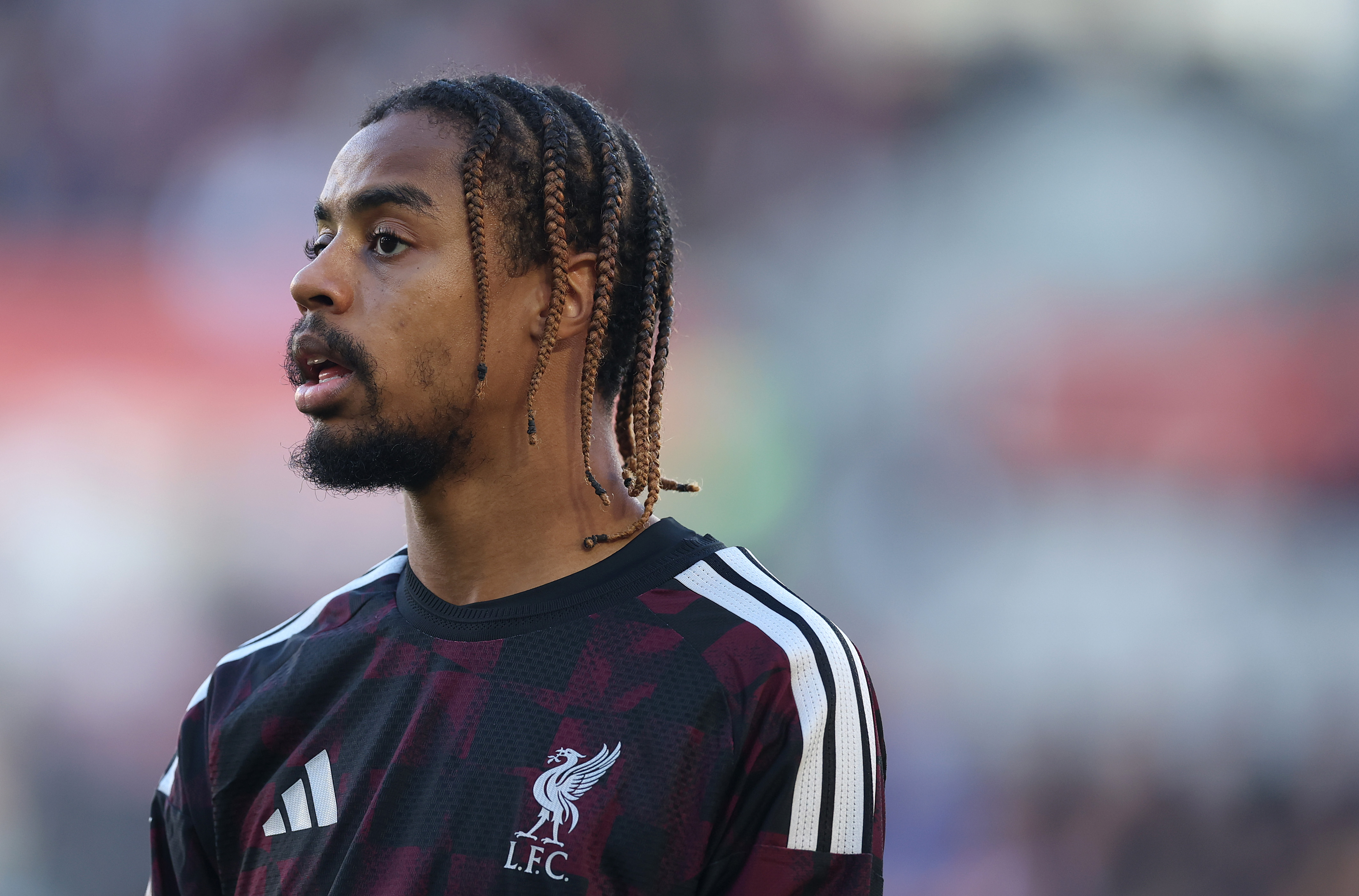 Bradley Barcola didn't train with the Liverpool squad on Thursday