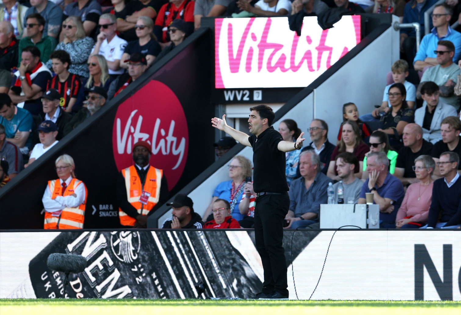 Andoni Iraola reacts during Liverpool's match against Bournemouth in September