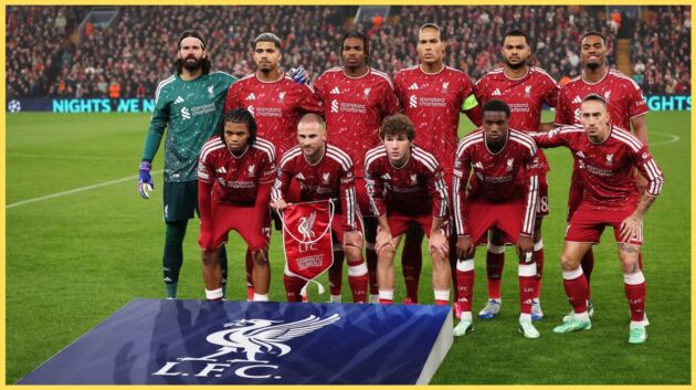 Liverpool players pose for a team photo before their match against Villarreal