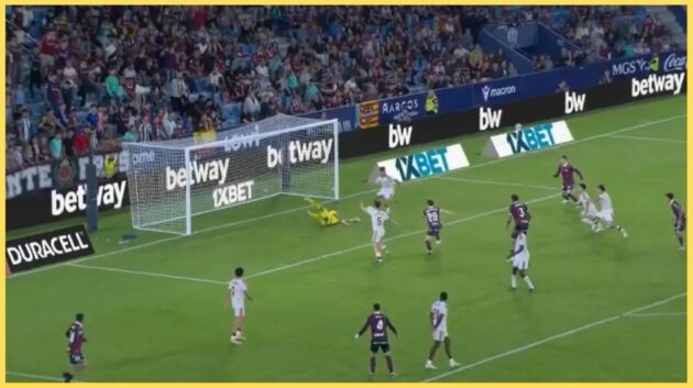 Ifeanyi Ndukwe equalises for Levante against Sevilla
